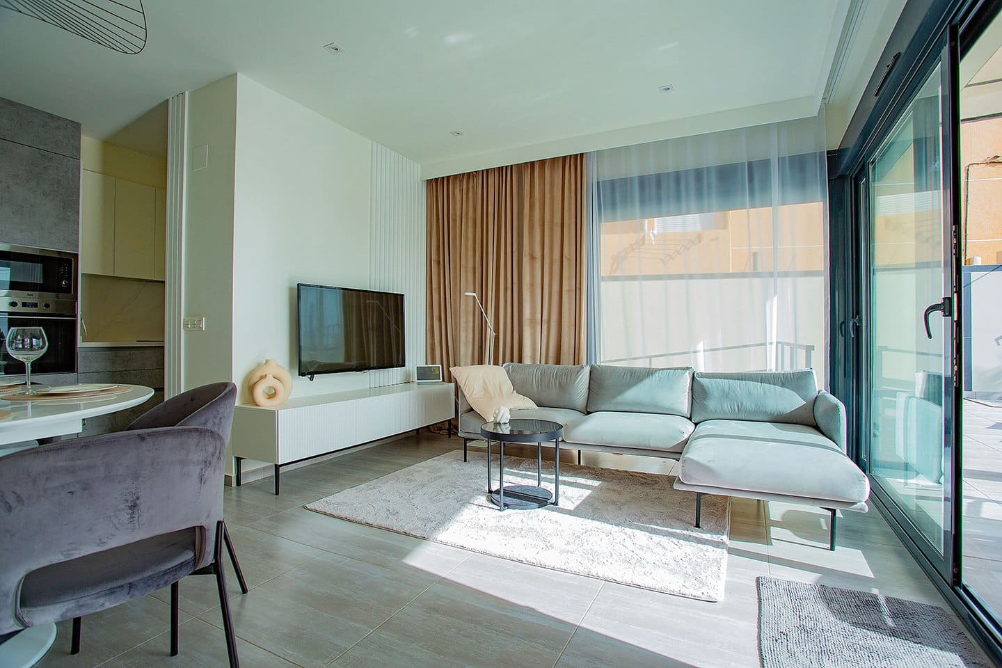 4 soveværelse Villa til salg i Torrevieja med swimmingpool garage - € 895.000 (Ref: 7048241)