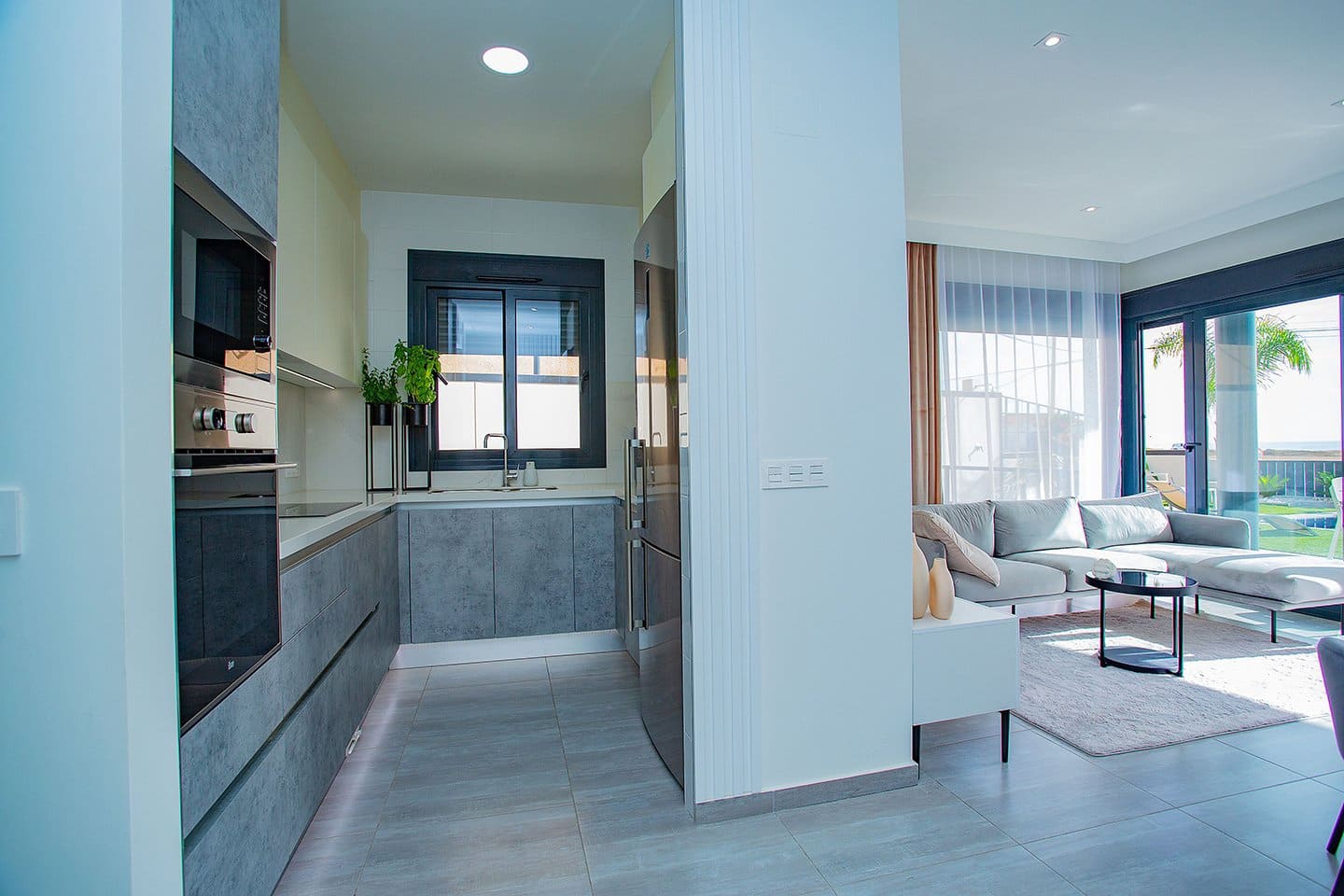 4 soveværelse Villa til salg i Torrevieja med swimmingpool garage - € 895.000 (Ref: 7048241)