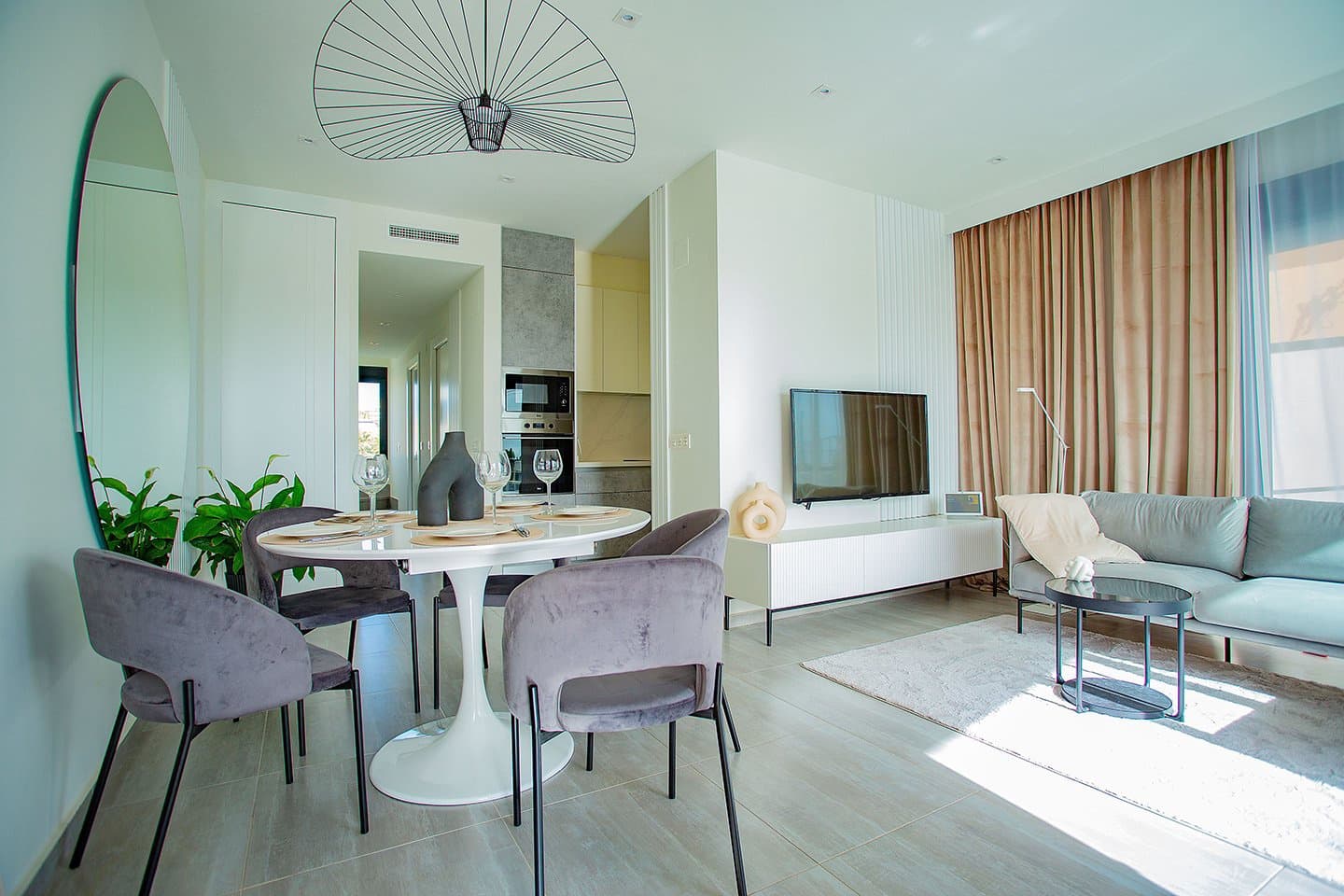 4 soveværelse Villa til salg i Torrevieja med swimmingpool garage - € 895.000 (Ref: 7048241)