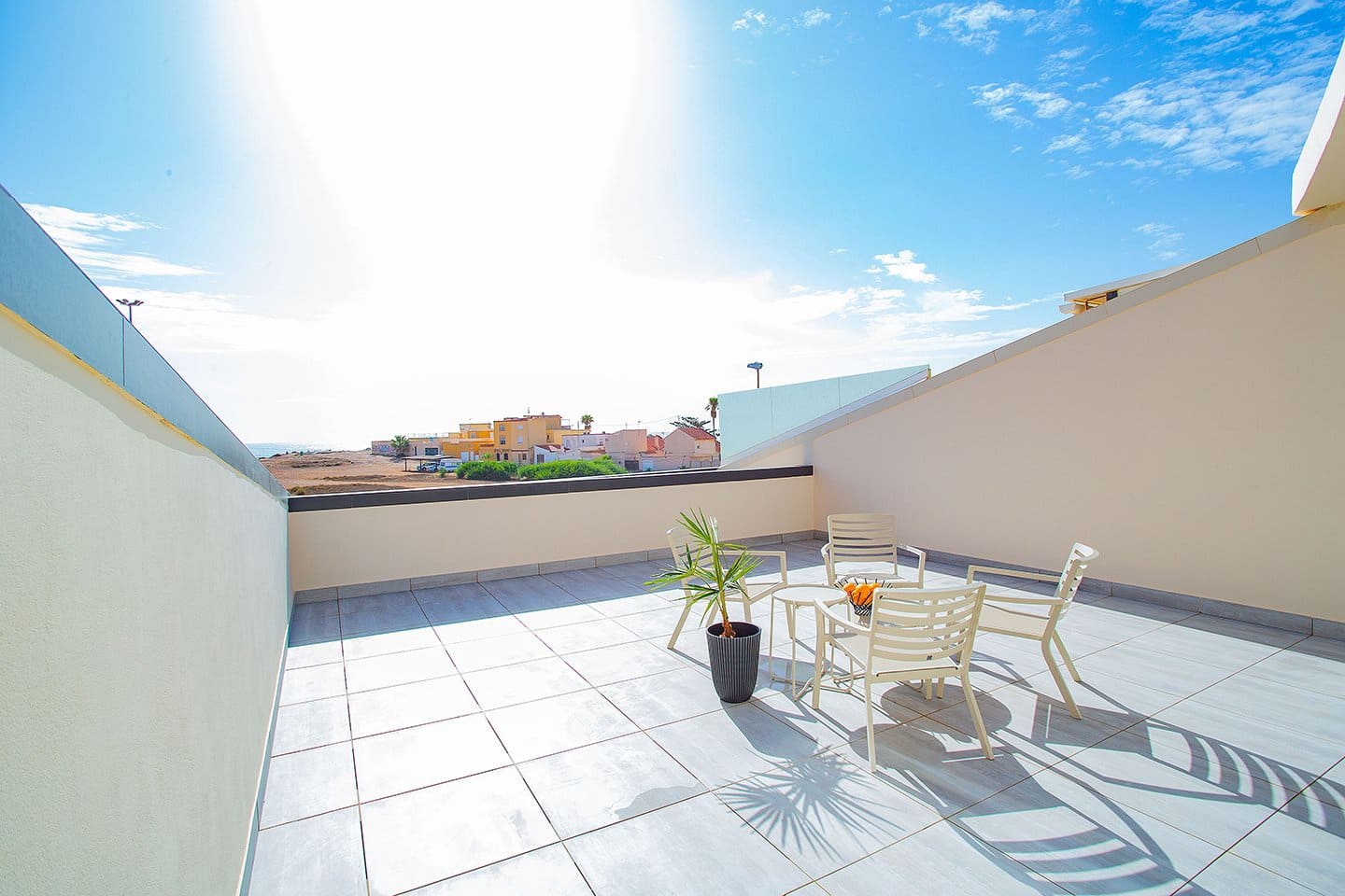 4 soveværelse Villa til salg i Torrevieja med swimmingpool garage - € 895.000 (Ref: 7048241)