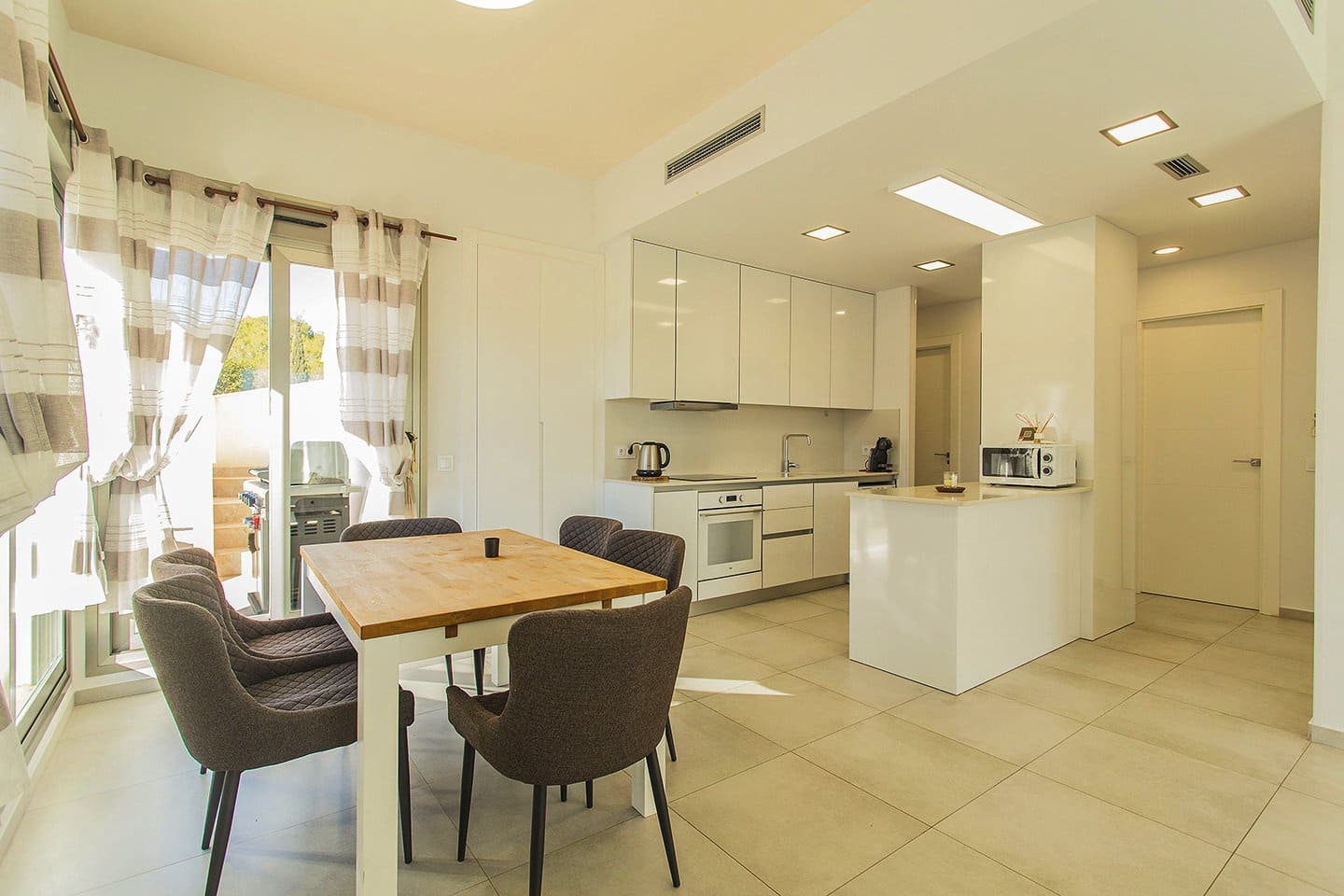 3 bedroom Villa for sale in Orihuela with pool garage - € 565,000 (Ref: 7053952)