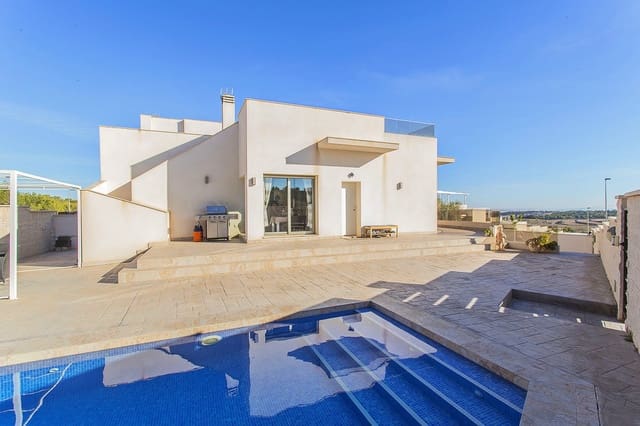 Chalet de 3 habitaciones en Orihuela en venta con piscina garaje - 565.000 € (Ref: 7053952)