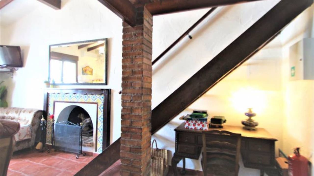 9 bedroom Villa for sale in Orihuela Costa with pool garage - € 690,000 (Ref: 7107604)