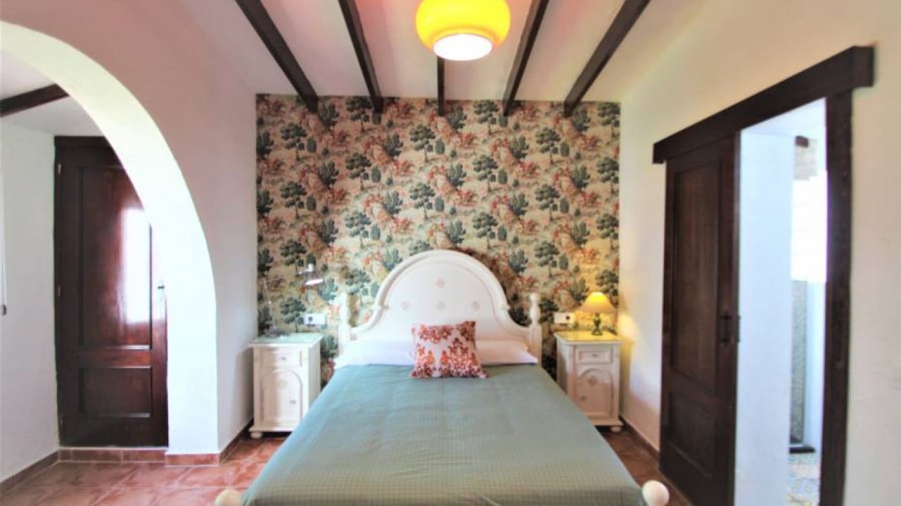 9 bedroom Villa for sale in Orihuela Costa with pool garage - € 690,000 (Ref: 7107604)