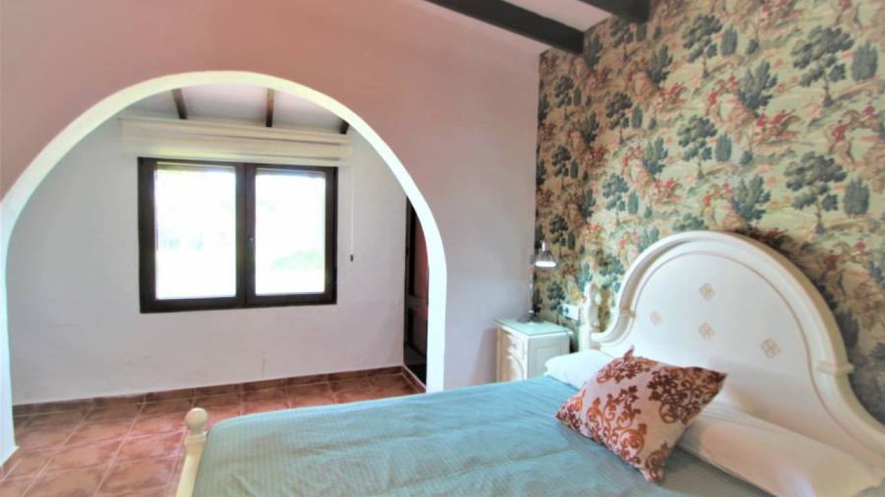 9 bedroom Villa for sale in Orihuela Costa with pool garage - € 690,000 (Ref: 7107604)