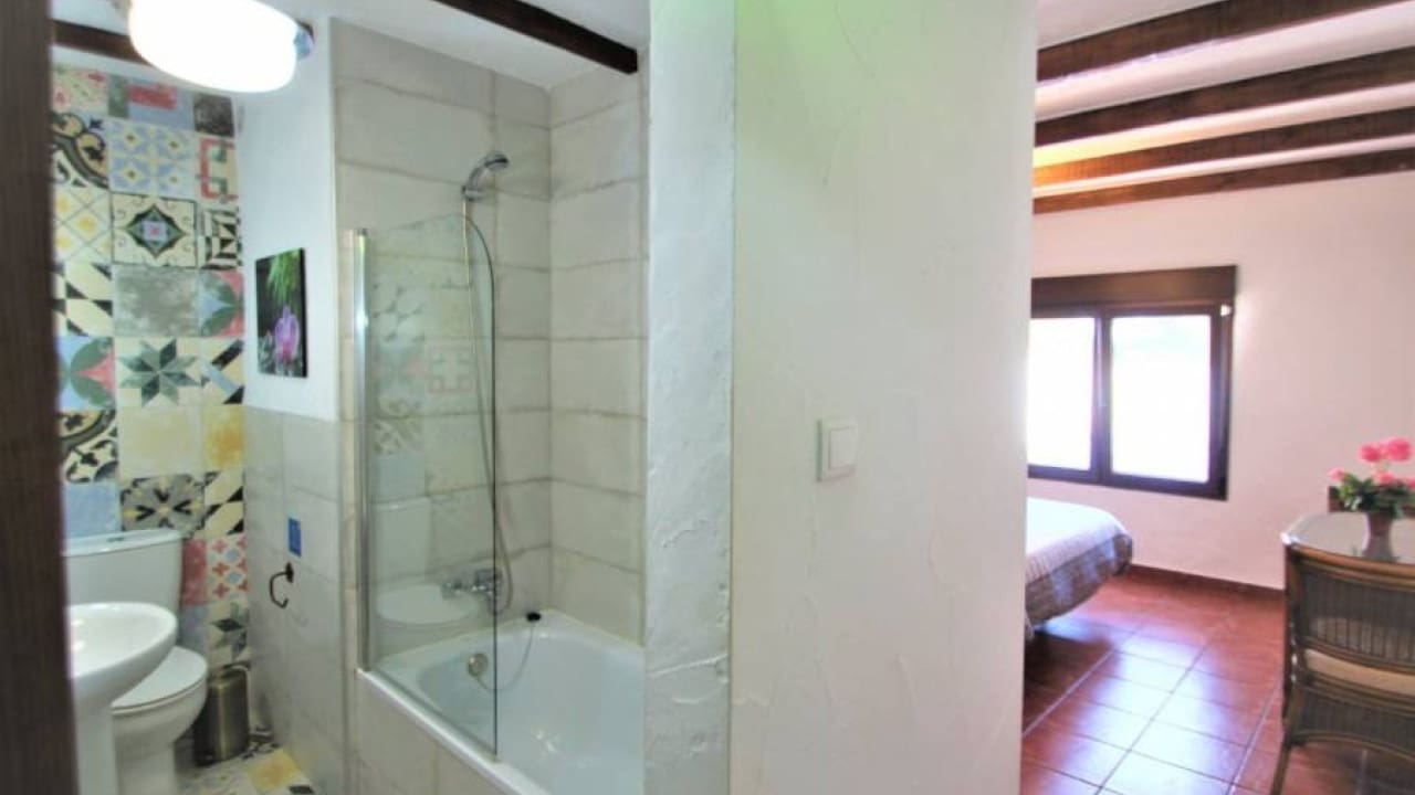 9 bedroom Villa for sale in Orihuela Costa with pool garage - € 690,000 (Ref: 7107604)