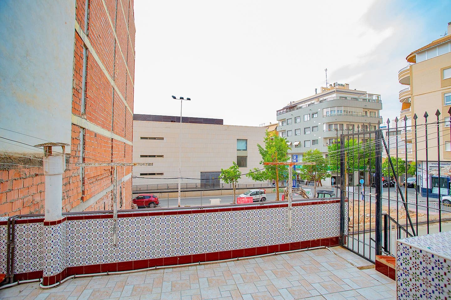 4 sovrum Lägenhet till salu i Torrevieja med garage - 188 000 € (Ref: 7131392)