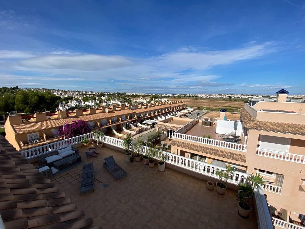 3 makuuhuone Huoneisto myytävänä paikassa Villamartin mukana uima-altaan 
autotalli - 385 000 € (Ref: 7268731)