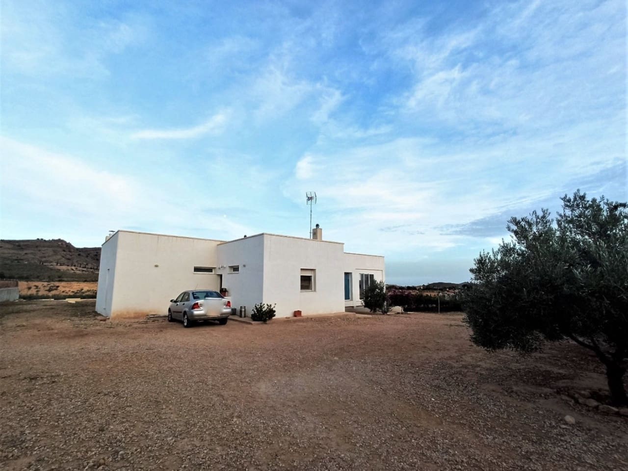 4 sovrum Finca/Hus på landet till salu i Alicante stad - 325 000 € (Ref: 7310419)