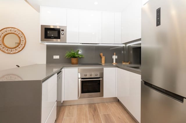 3 sovrum Lägenhet till salu i Villamartin, Orihuela med pool garage - 325 000 € (Ref: 7344366)