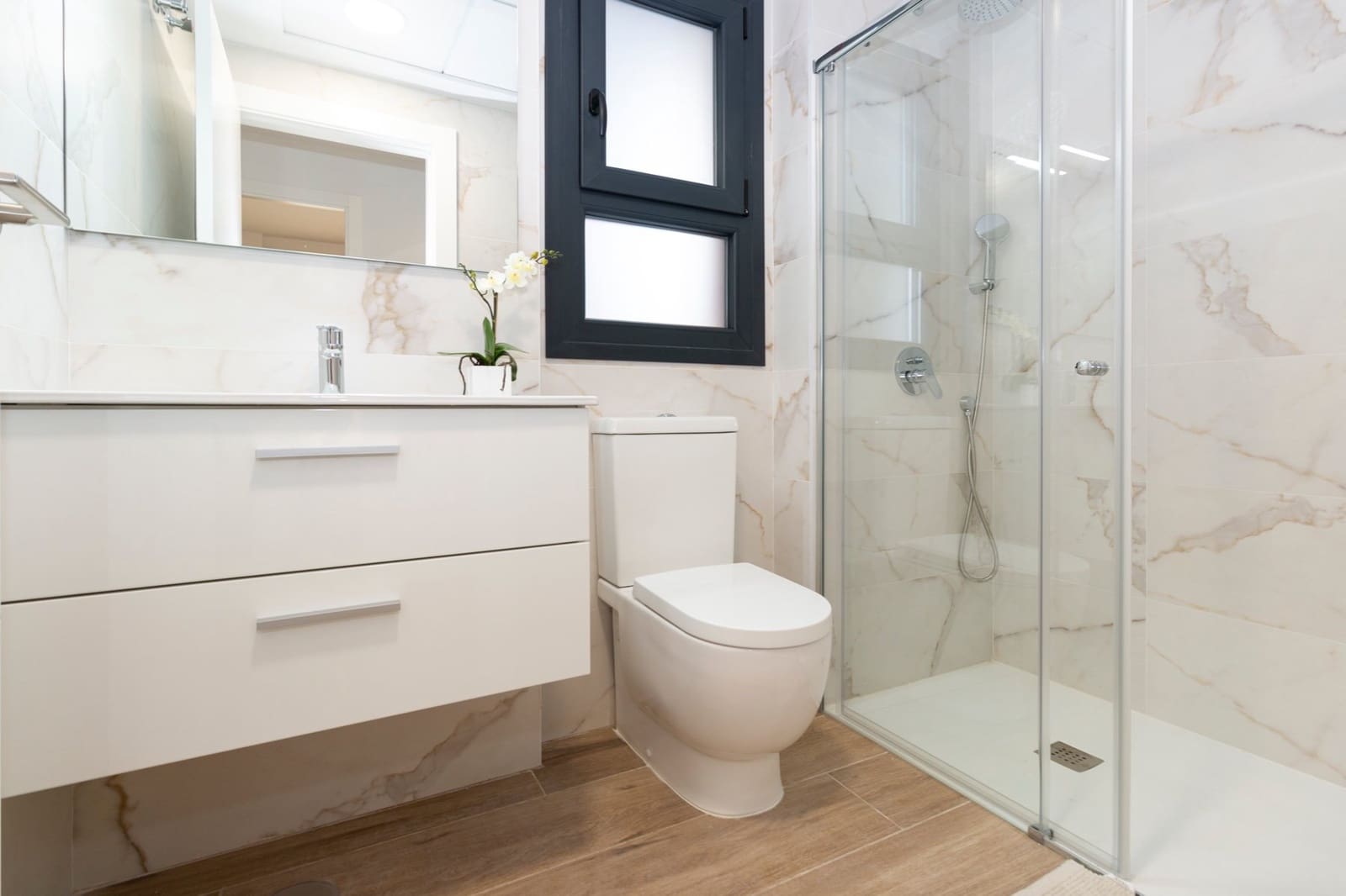 3 slaapkamer Appartement te koop in Villamartin met zwembad - € 325.000 (Ref: 7344366)