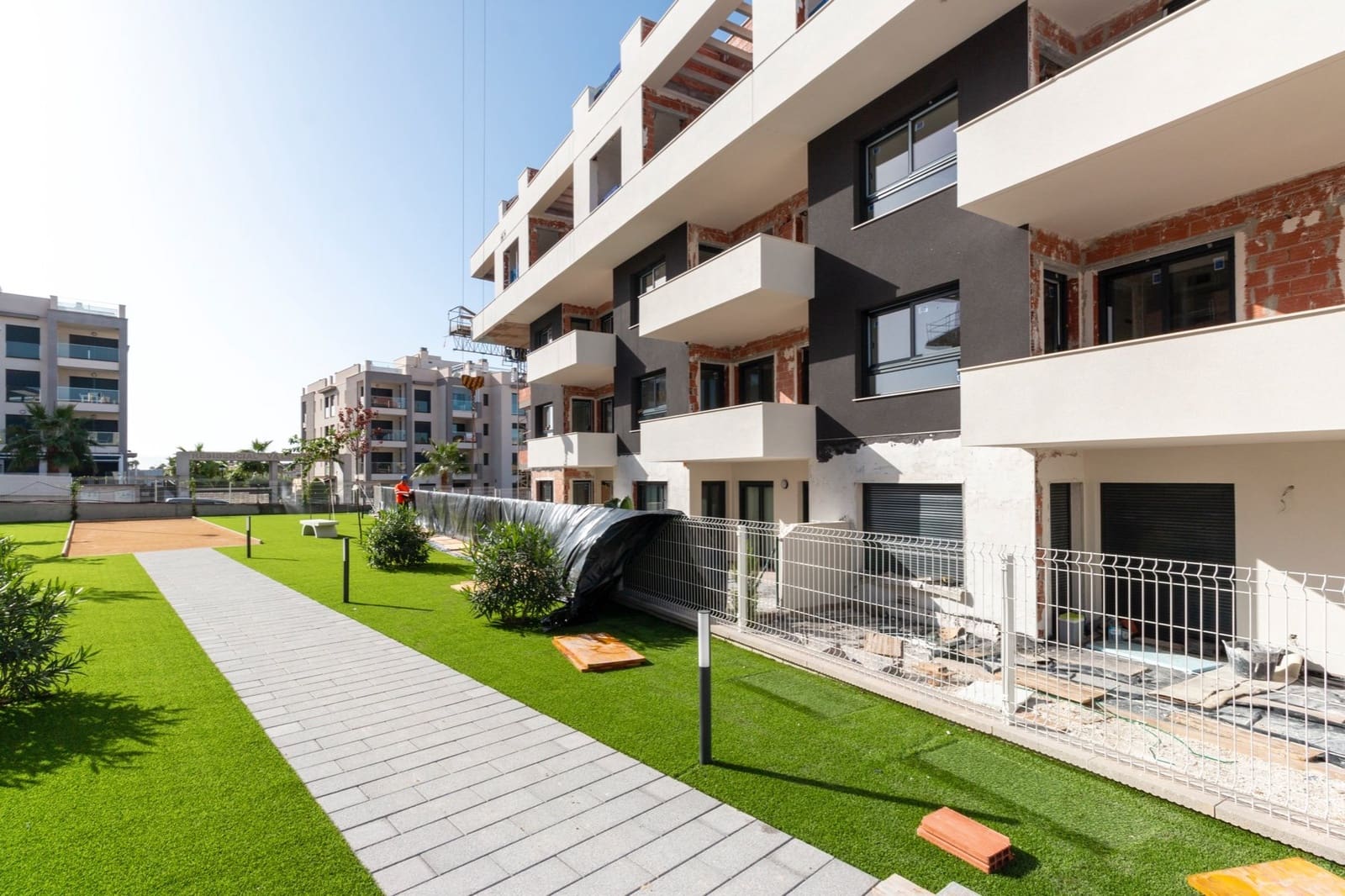 3 slaapkamer Appartement te koop in Villamartin met zwembad - € 325.000 (Ref: 7344366)