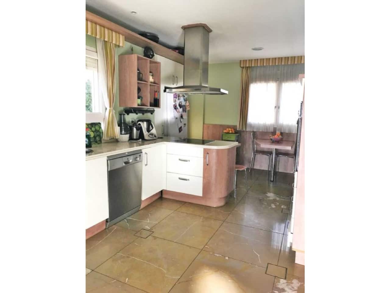 5 bedroom Villa for sale in San Juan de Alicante / Sant Joan d'Alacant with pool - € 999,000 (Ref: 7441095)