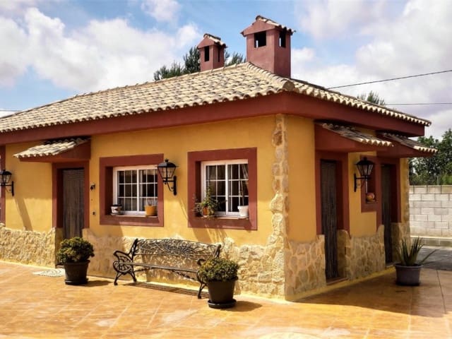 4 soverom Villa til salgs i Alicante by med svømmebasseng - € 410 000 (Ref: 7441111)