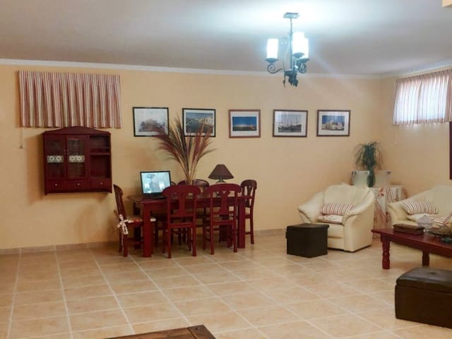 4 soverom Villa til salgs i Alicante by med svømmebasseng - € 410 000 (Ref: 7441111)