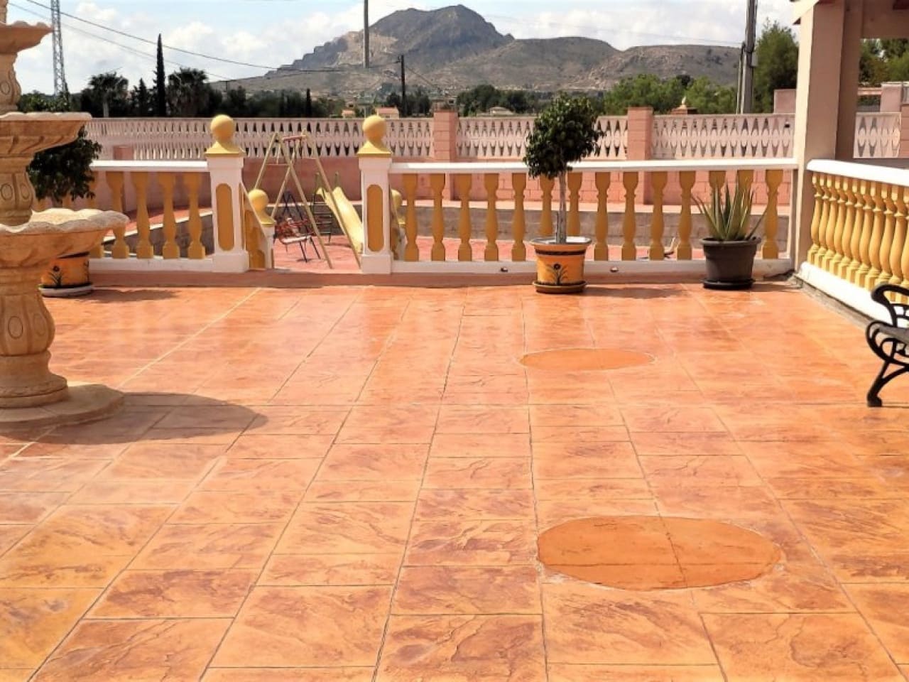 4 soverom Villa til salgs i Alicante by med svømmebasseng - € 410 000 (Ref: 7441111)