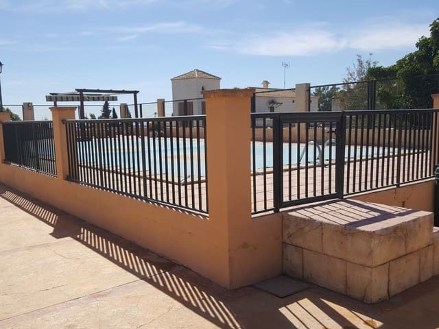 5 soveværelse Finca/Landehus til salg i Elche / Elx med swimmingpool - € 600.000 (Ref: 7441131)