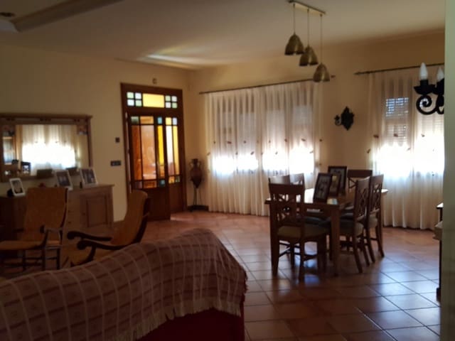 5 soveværelse Finca/Landehus til salg i Elche / Elx med swimmingpool - € 600.000 (Ref: 7441131)