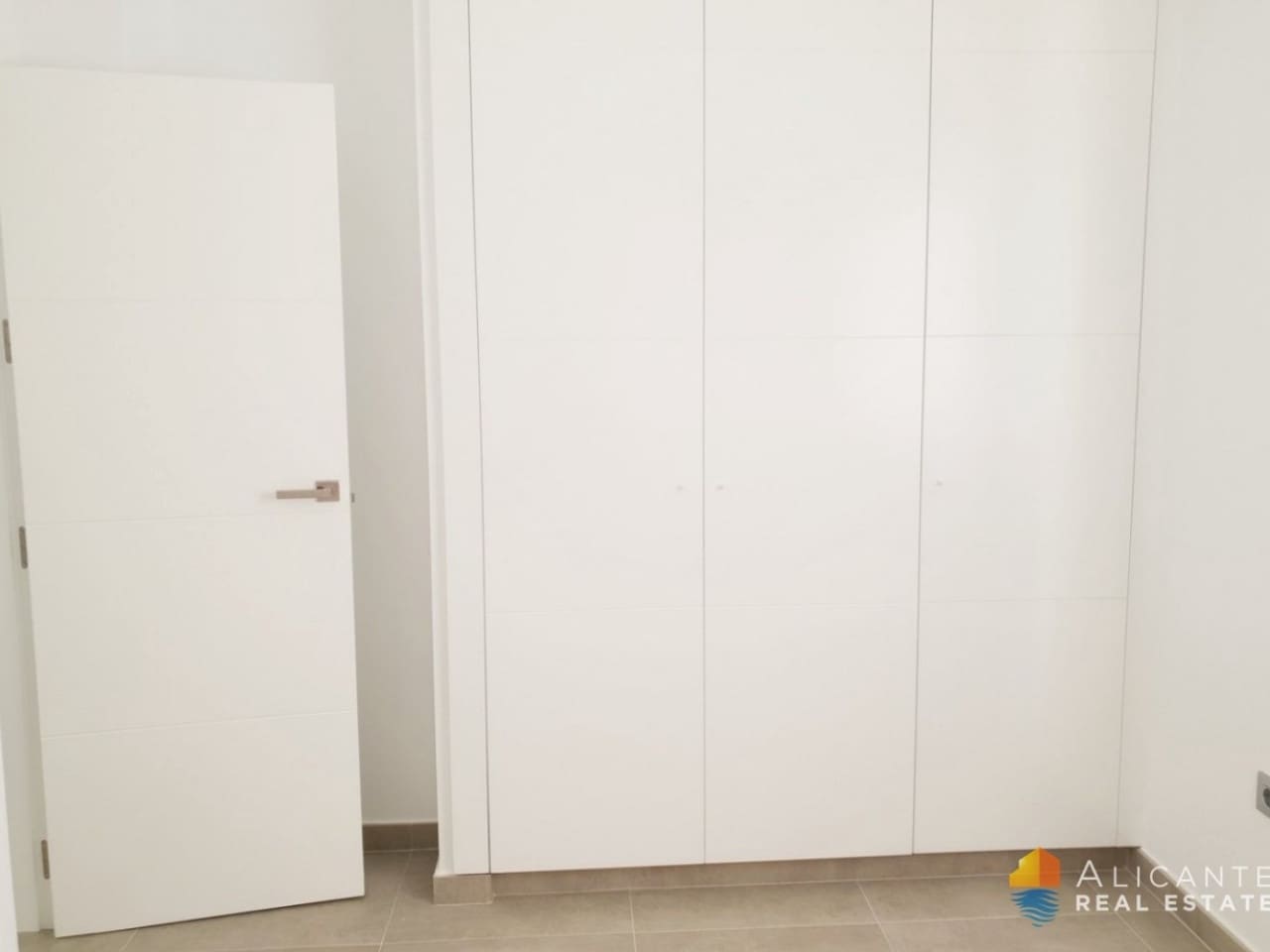 3 bedroom Villa for sale in Pinar de Campoverde with pool - € 422,500 (Ref: 7552695)