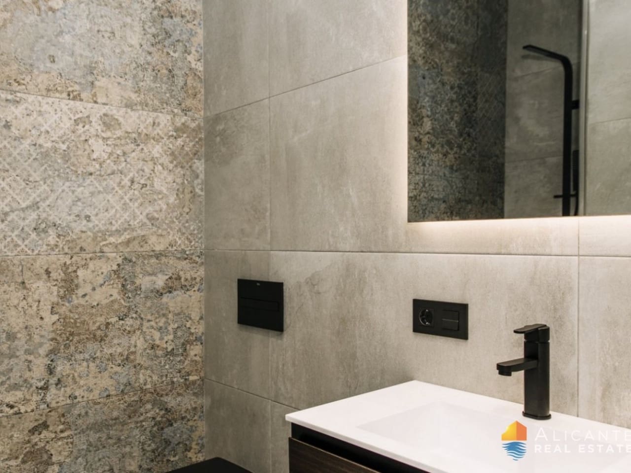 4 makuuhuone Huvila myytävänä paikassa Rojales mukana uima-altaan - 995 000 € (Ref: 7552698)