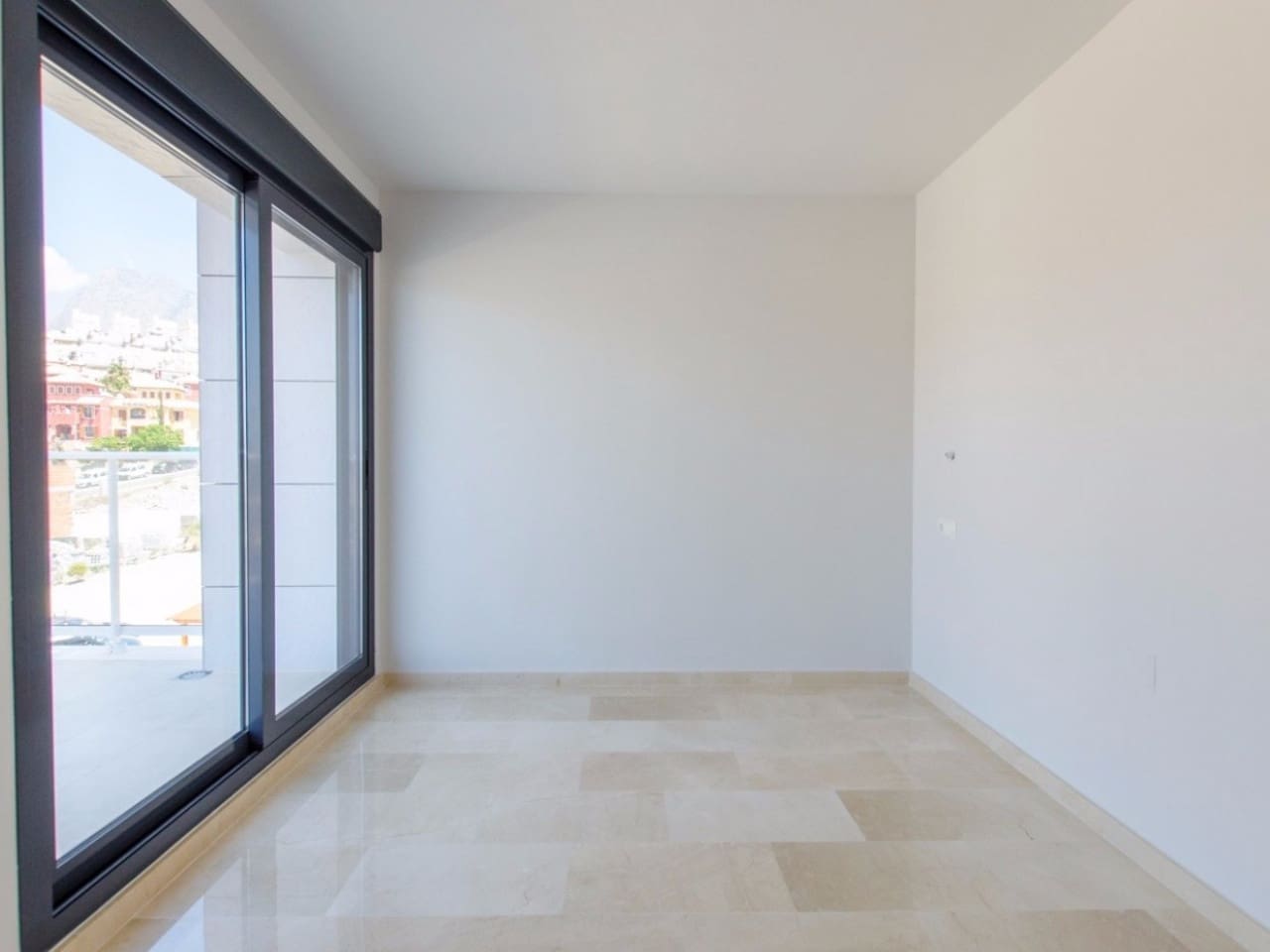 4 makuuhuone Huvila myytävänä paikassa Finestrat mukana uima-altaan - 760 000 € (Ref: 7552723)