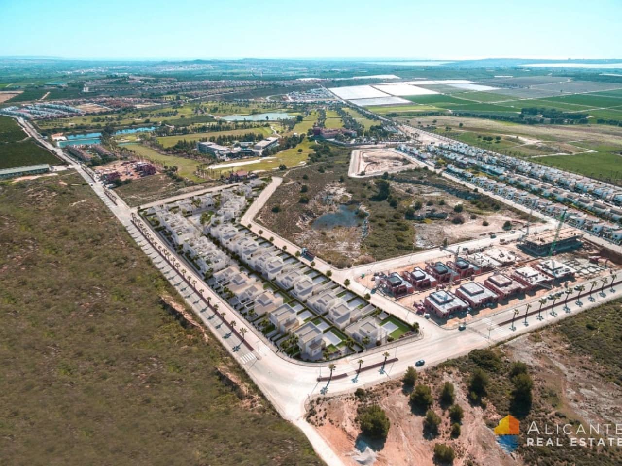 Chalet de 3 habitaciones en Algorfa en venta con piscina - 495.000 € (Ref: 7552730)