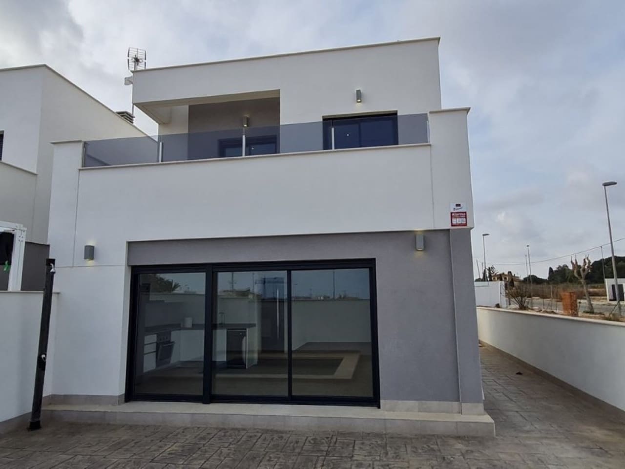 3 sovrum Villa till salu i Orihuela Costa med pool - 449 900 € (Ref: 7558561)