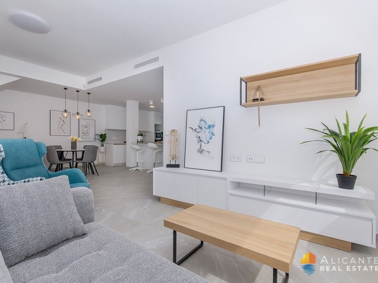 3 bedroom Villa for sale in San Miguel de Salinas with pool - € 415,000 (Ref: 7558596)