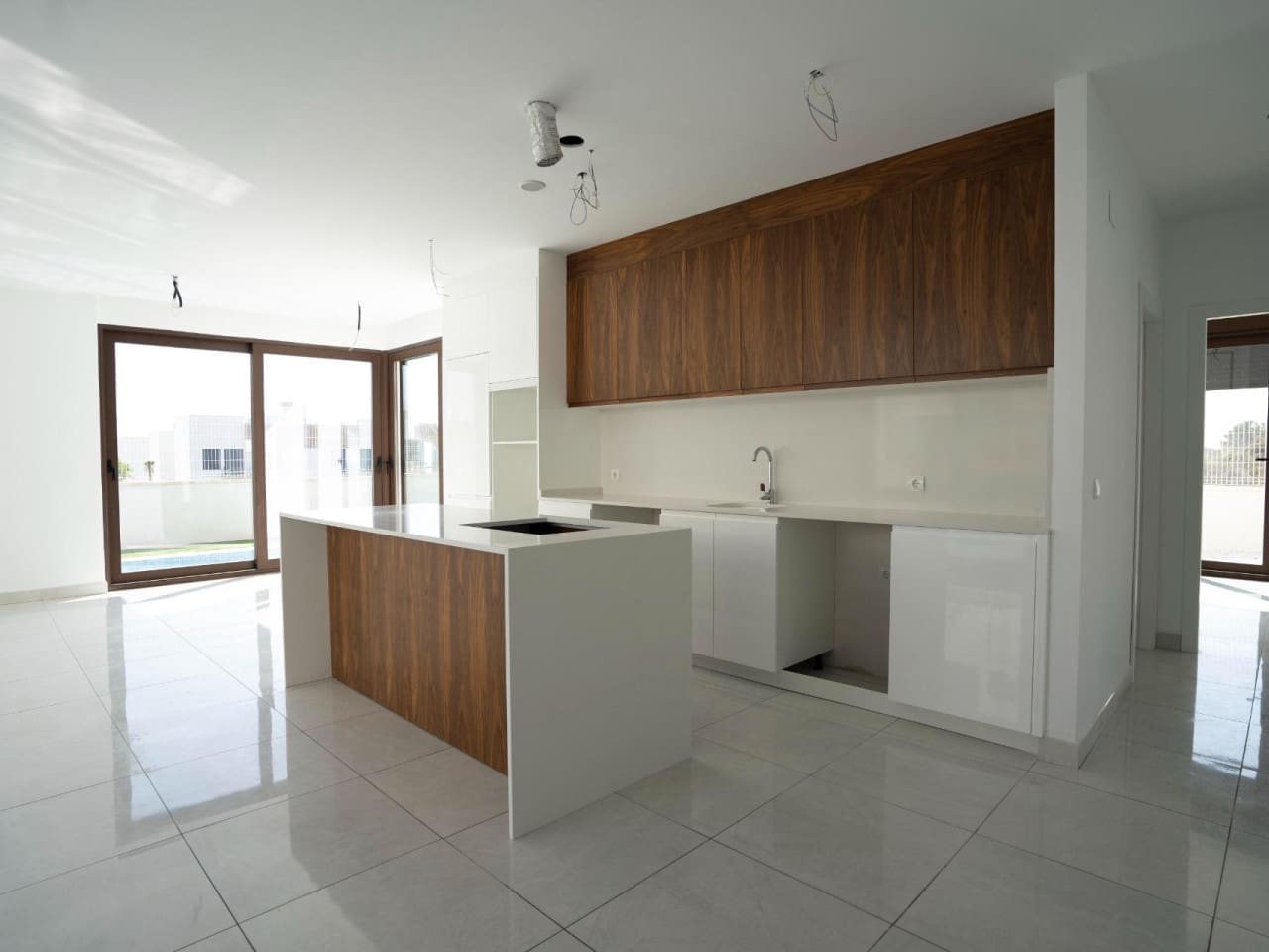 3 bedroom Villa for sale in Polop with pool - € 620,000 (Ref: 7558617)