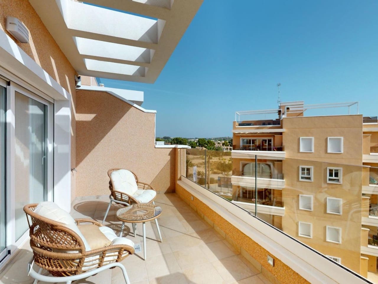 3 bedroom Apartment for sale in El Raso with pool - € 279,000 (Ref: 7558629)