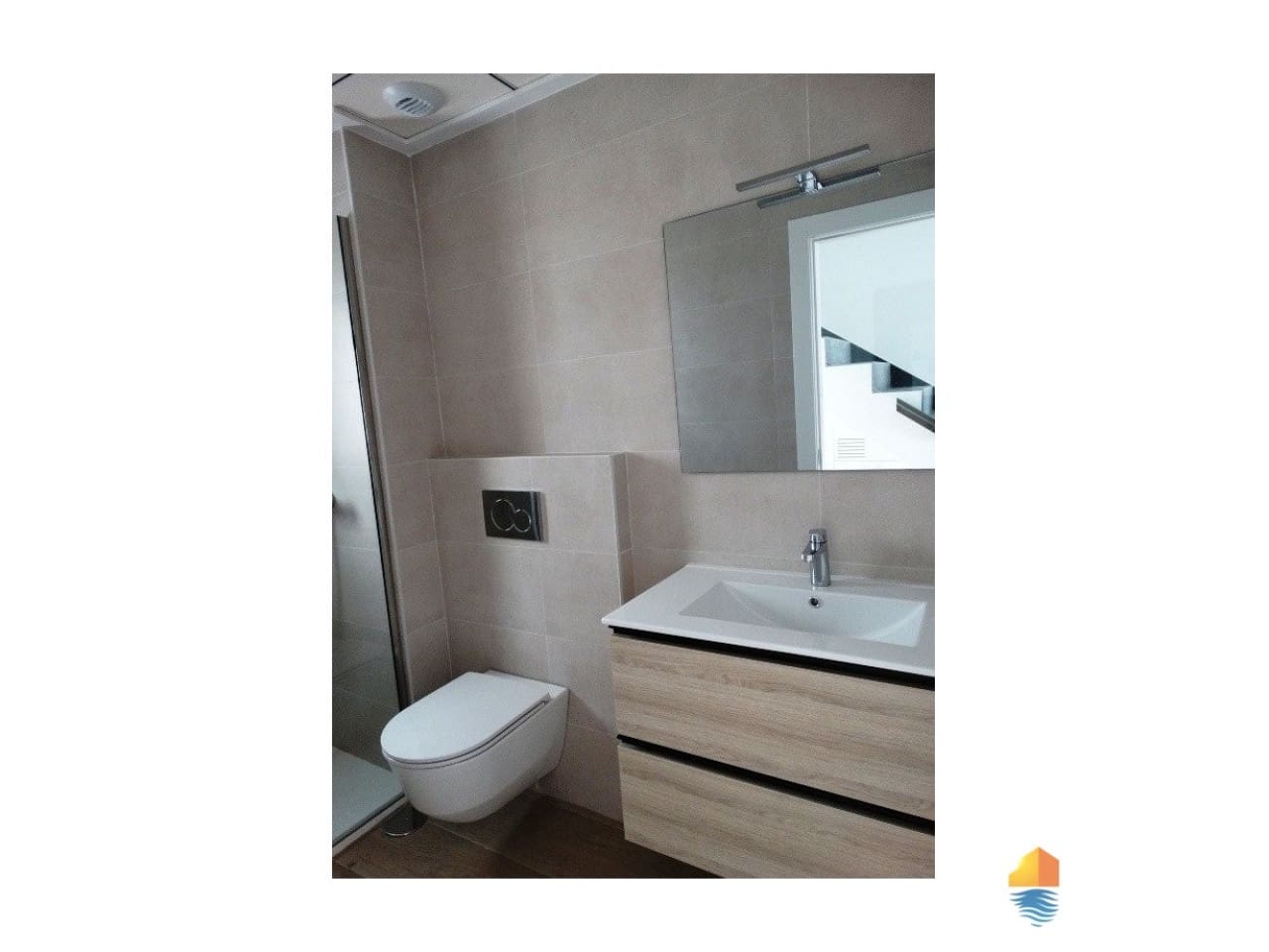 Chalet de 3 habitaciones en Pilar de la Horadada en venta con piscina - 379.900 € (Ref: 7558763)