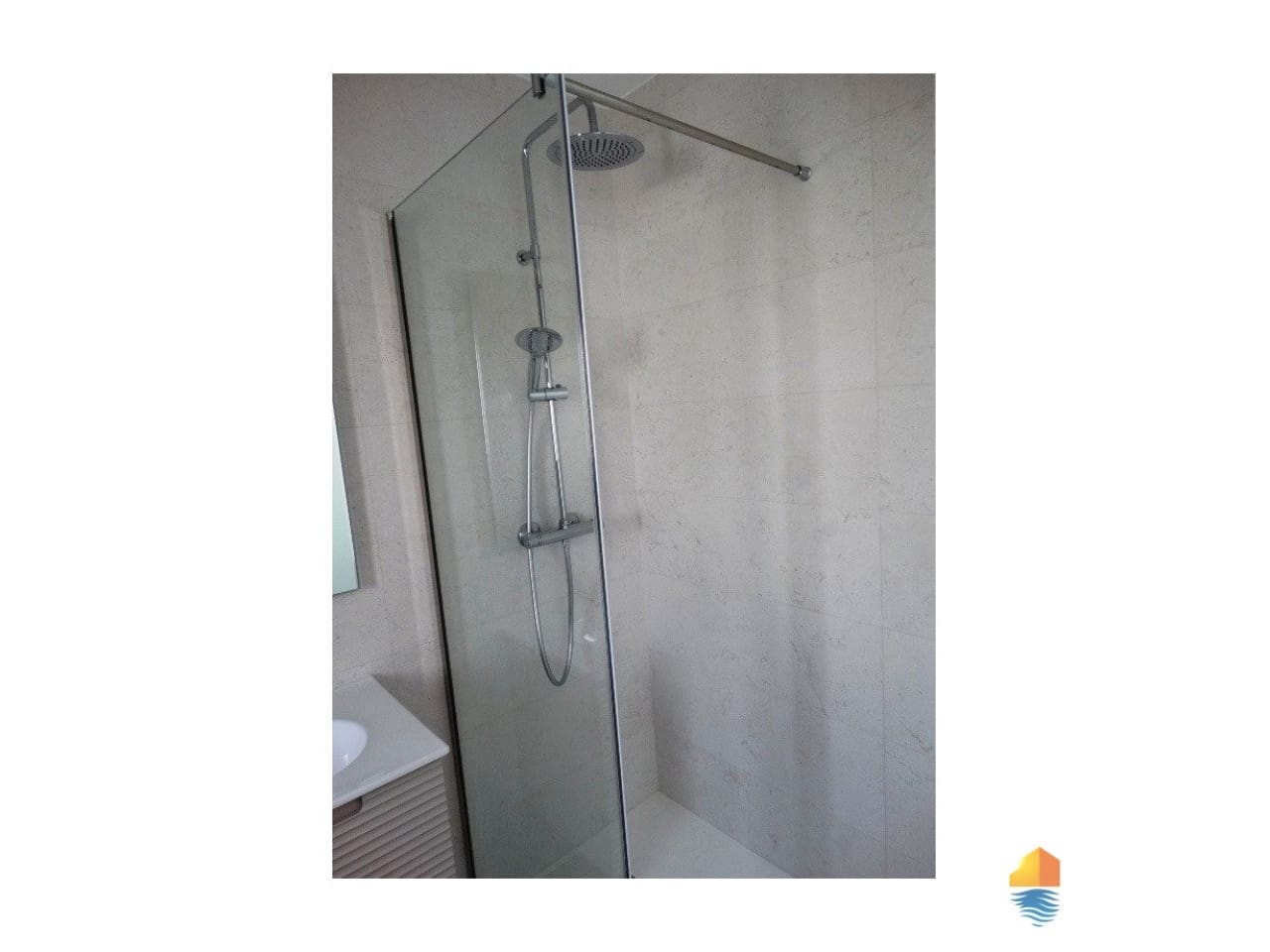 Chalet de 3 habitaciones en Pilar de la Horadada en venta con piscina - 379.900 € (Ref: 7558763)