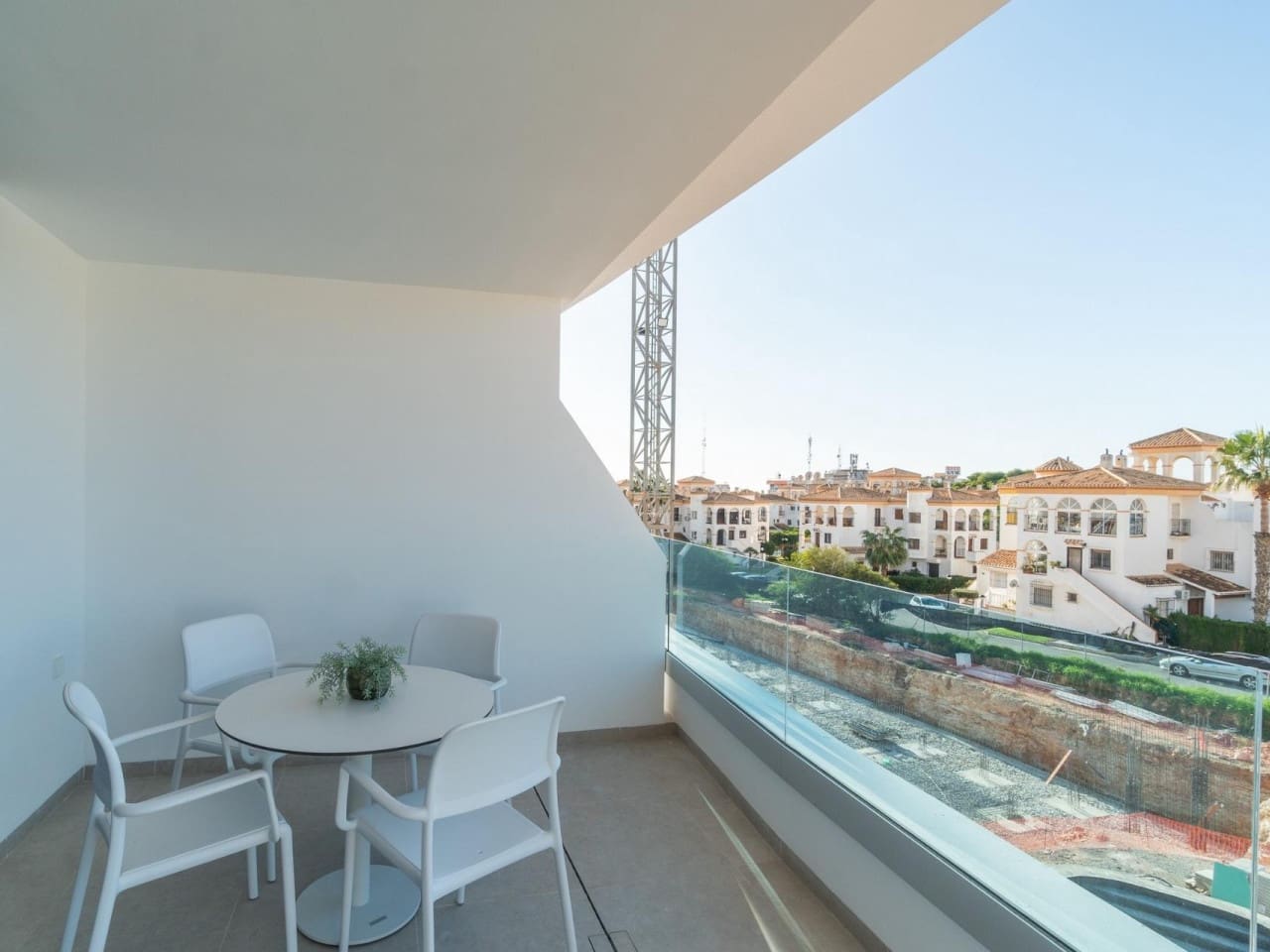 Apartamento de 2 habitaciones en Playa Flamenca en venta con piscina garaje - 339.000 € (Ref: 7558789)