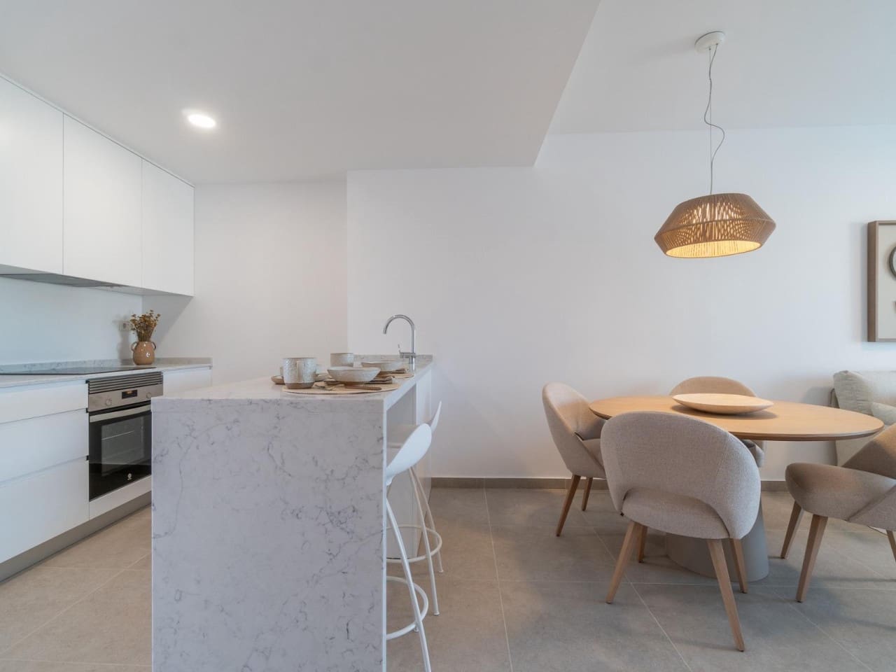 Apartamento de 2 habitaciones en Playa Flamenca en venta con piscina garaje - 339.000 € (Ref: 7558789)