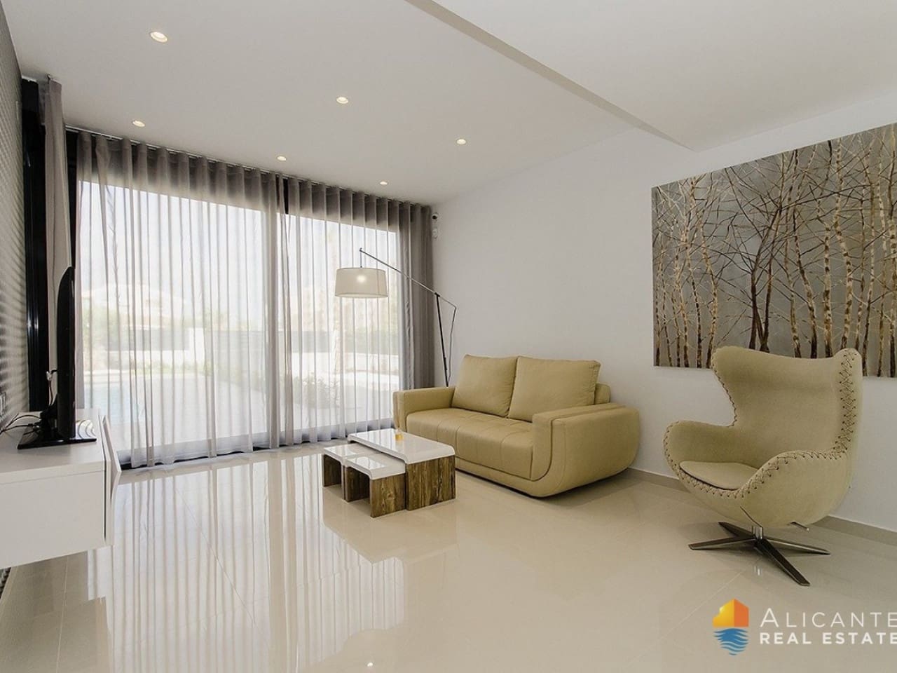 4 slaapkamer Villa te koop in Campoamor met zwembad - € 995.000 (Ref: 7558829)