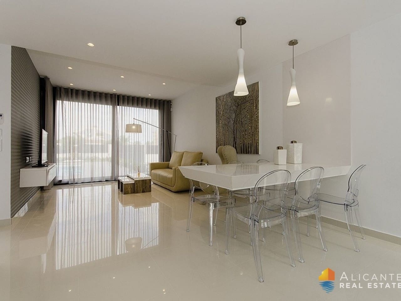 4 slaapkamer Villa te koop in Campoamor met zwembad - € 995.000 (Ref: 7558829)