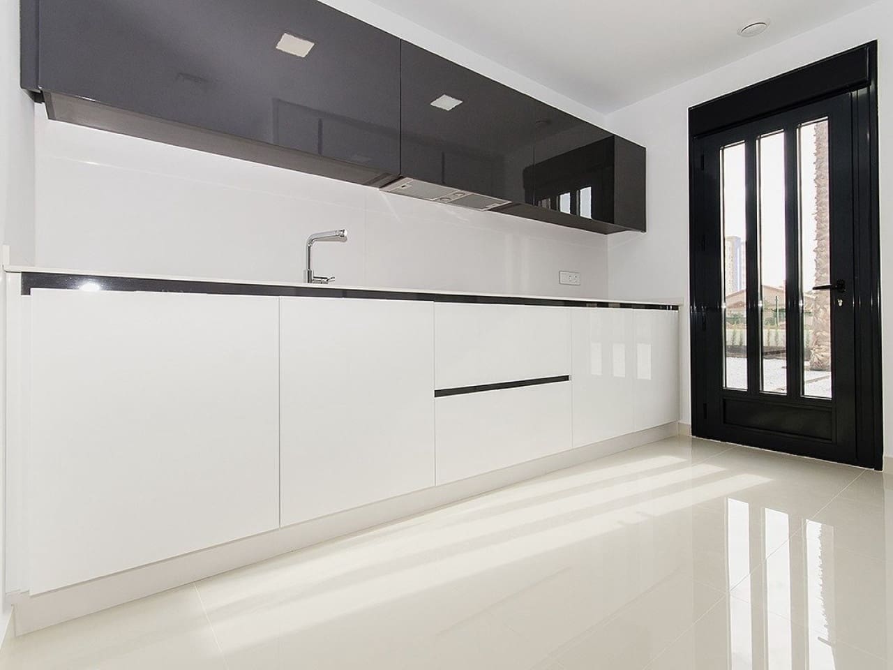 4 slaapkamer Villa te koop in Campoamor met zwembad - € 995.000 (Ref: 7558829)