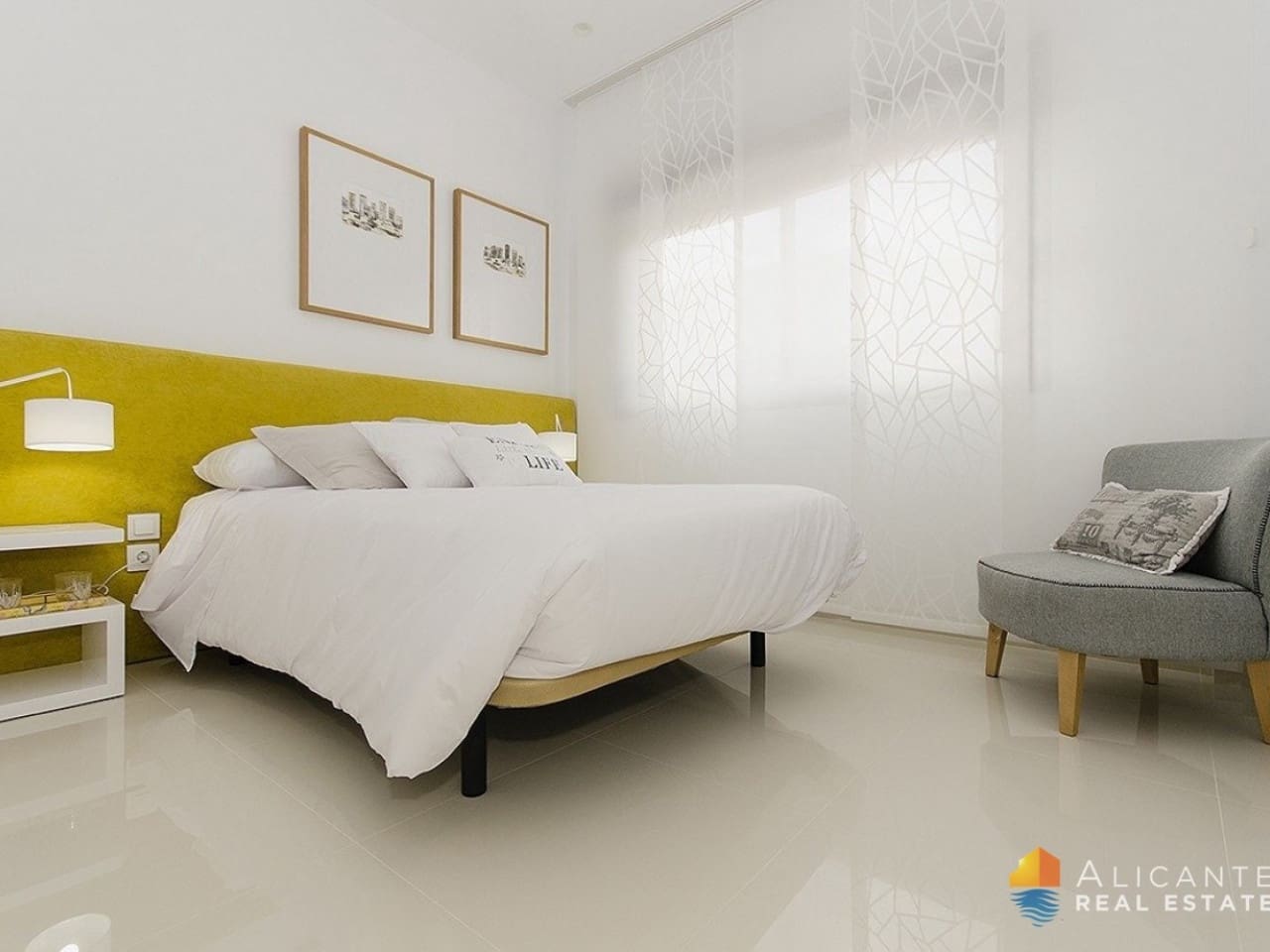 4 slaapkamer Villa te koop in Campoamor met zwembad - € 995.000 (Ref: 7558829)