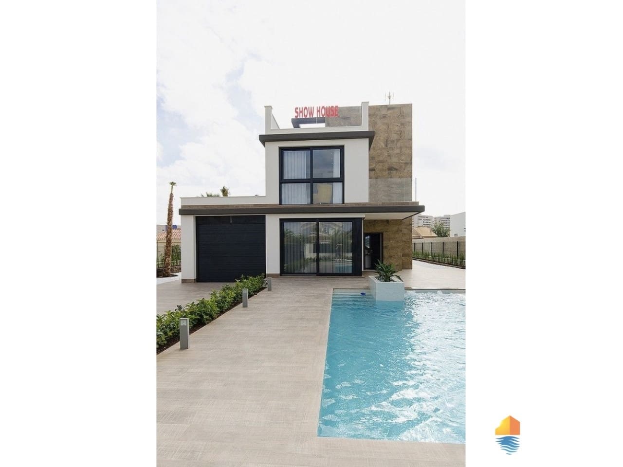 4 slaapkamer Villa te koop in Campoamor met zwembad - € 995.000 (Ref: 7558829)