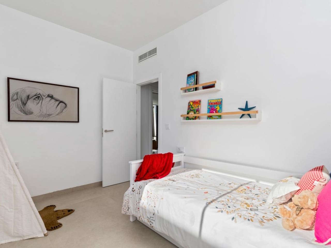 3 soveværelse Villa til salg i Mar de Cristal med swimmingpool - € 549.000 (Ref: 7558850)