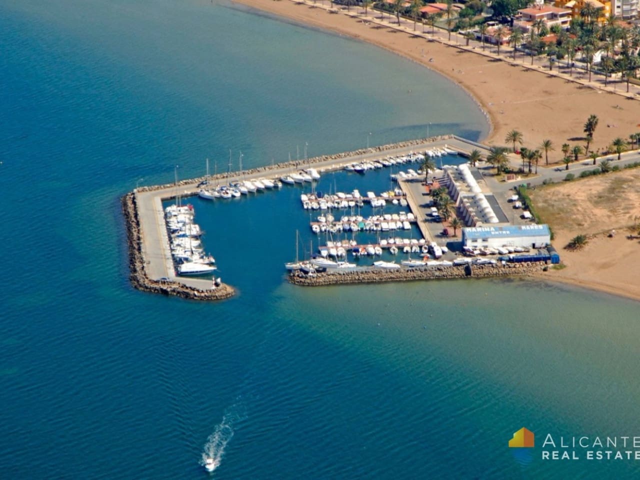 3 soveværelse Villa til salg i Mar de Cristal med swimmingpool - € 549.000 (Ref: 7558850)