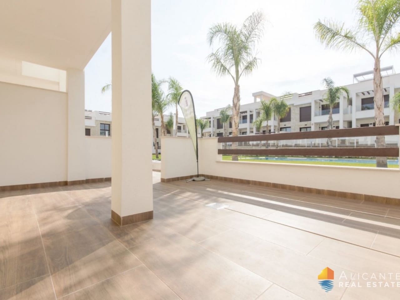 2 bedroom Villa for sale in Los Balcones with pool - € 275,000 (Ref: 7561711)