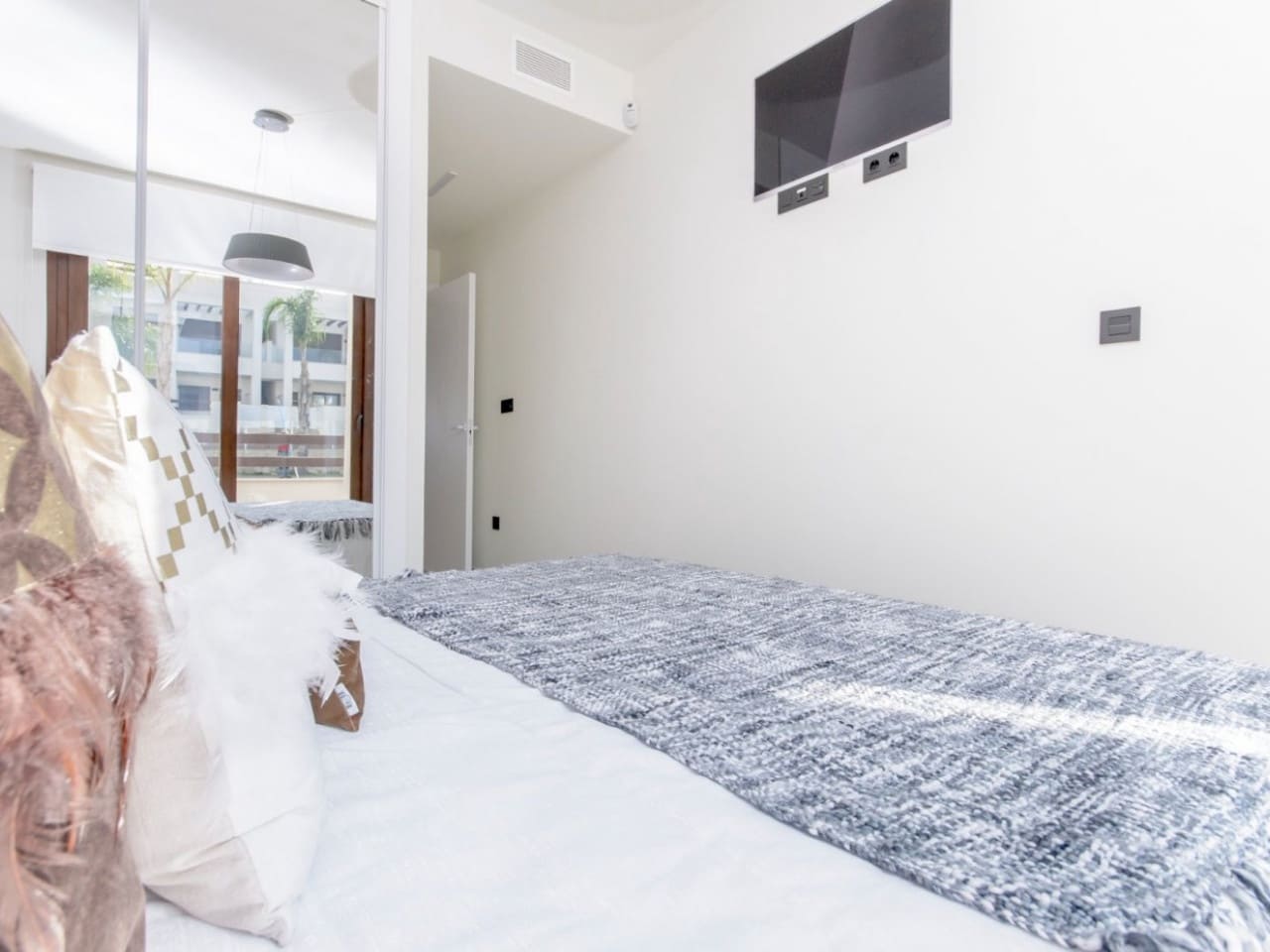 2 bedroom Villa for sale in Los Balcones with pool - € 275,000 (Ref: 7561711)