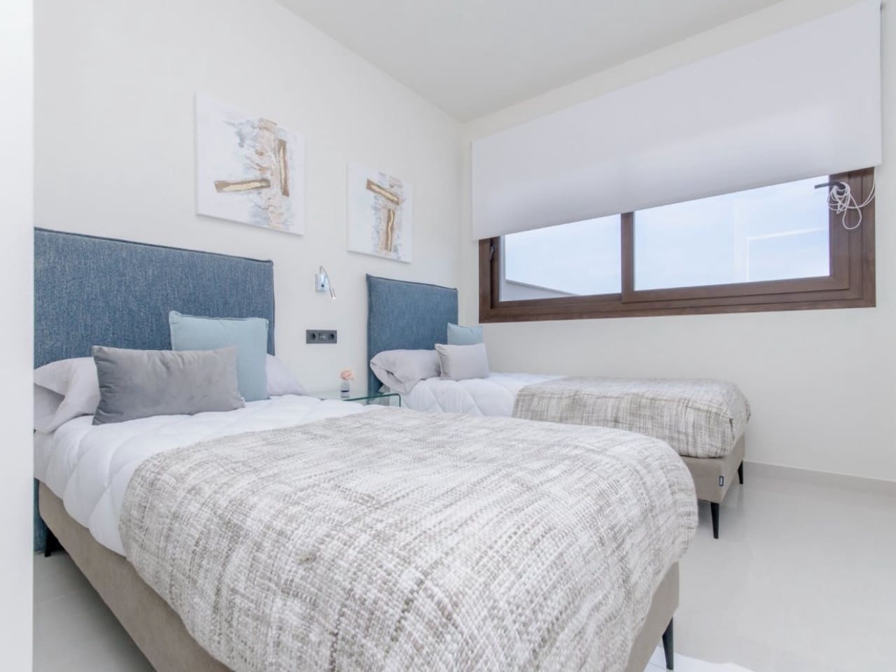 2 bedroom Villa for sale in Los Balcones with pool - € 275,000 (Ref: 7561711)