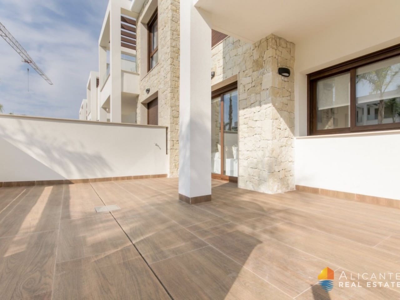 2 bedroom Villa for sale in Los Balcones with pool - € 275,000 (Ref: 7561711)