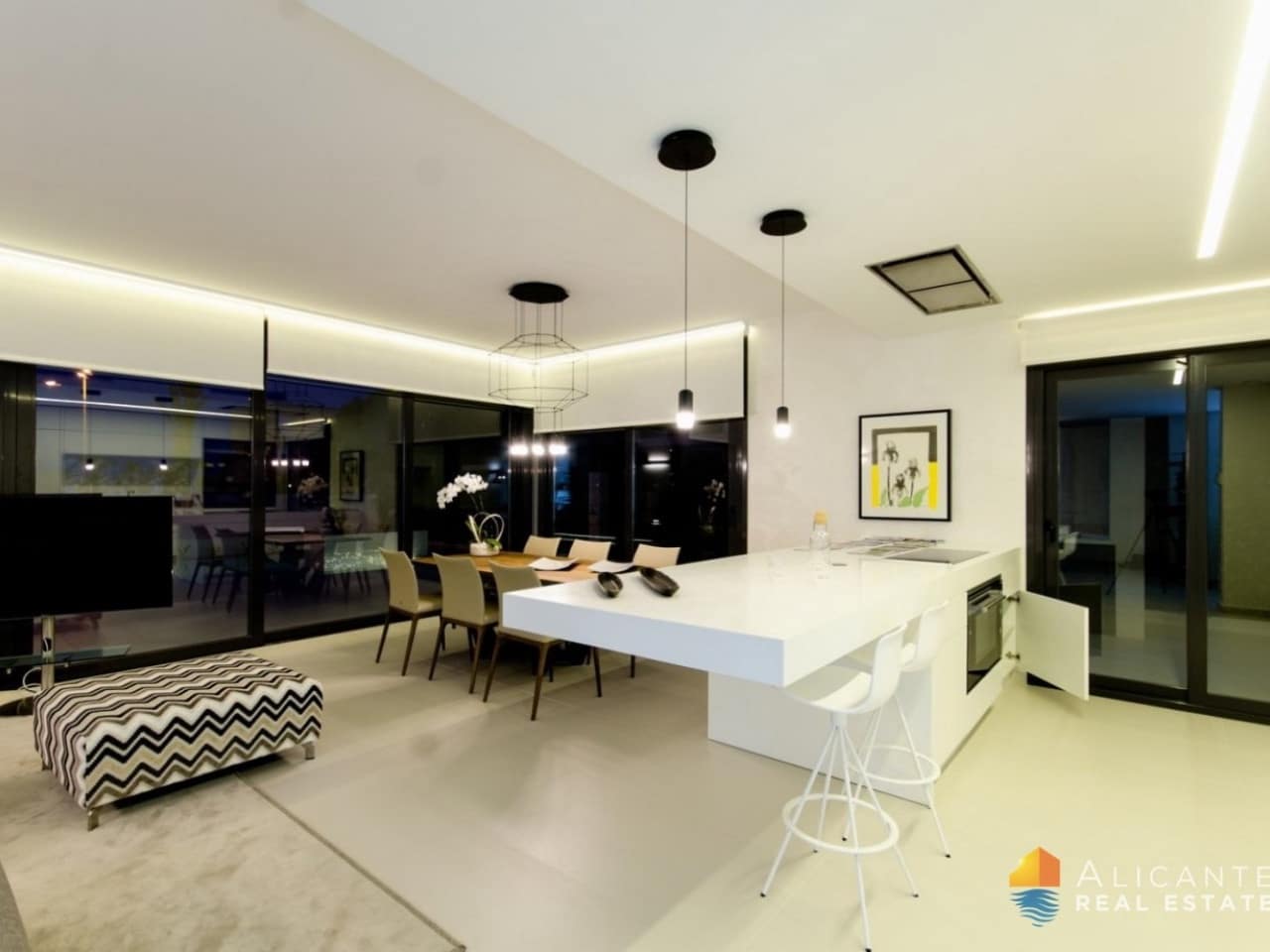 4 sovrum Villa till salu i Campoamor med pool - 1 195 000 € (Ref: 7561737)