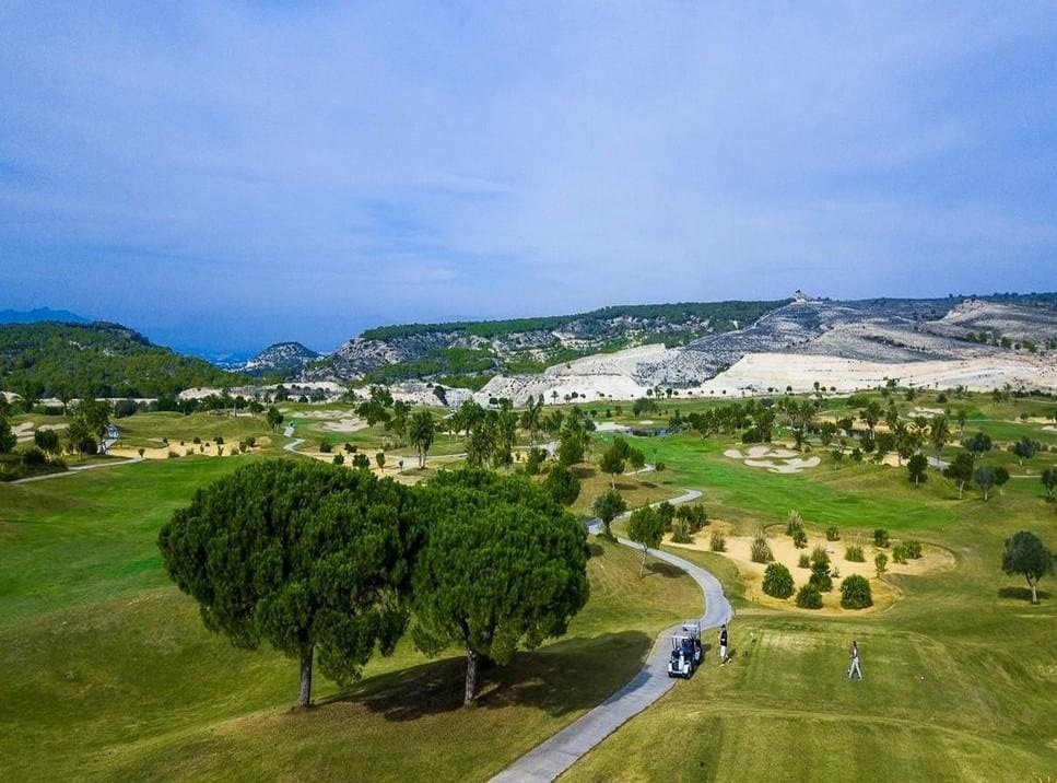 2 sovrum Villa till salu i Los Montesinos med pool - 325 000 € (Ref: 7714899)