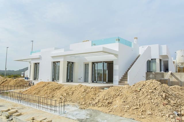 2 sovrum Villa till salu i Los Montesinos med pool - 325 000 € (Ref: 7714899)