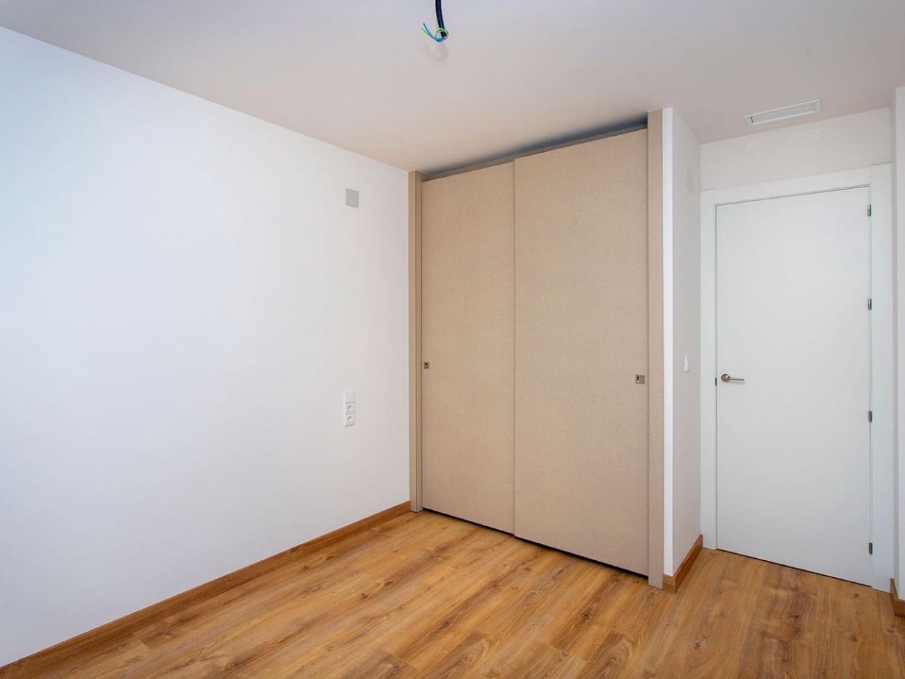 3 bedroom Villa for sale in Hondon de las Nieves - € 215,000 (Ref: 7716772)