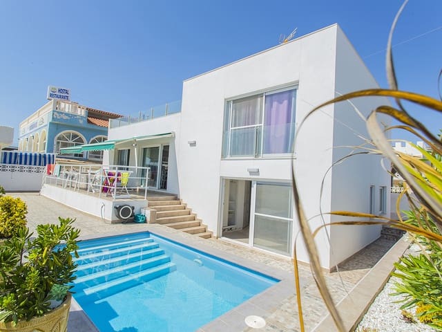 6 bedroom Villa for sale in Los Europeos, Torrevieja with pool garage - € 1,200,000 (Ref: 7727295)